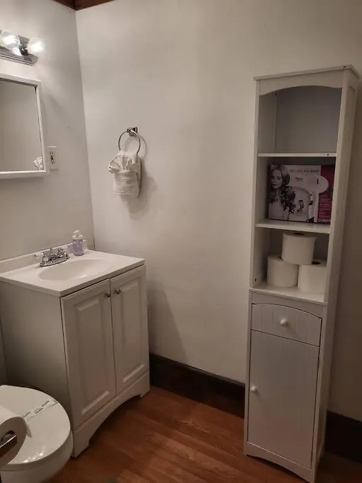 Large Studio1 Bedroom Or 2 Bedroom Apartment Nr Ocean Center Main St Walk To Beach Daytona Beach 0*,