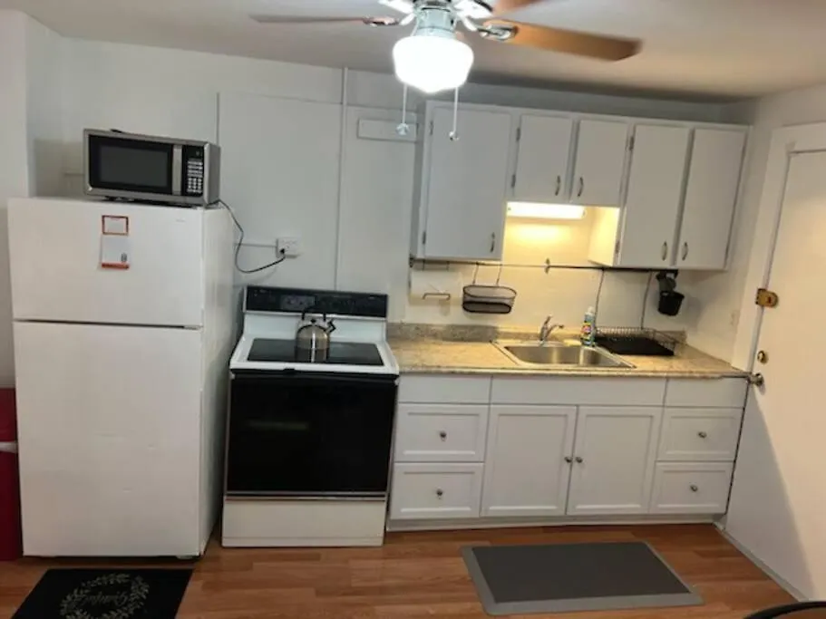 Large Studio1 Bedroom Or 2 Bedroom Apartment Nr Ocean Center Main St Walk To Beach Daytona Beach
