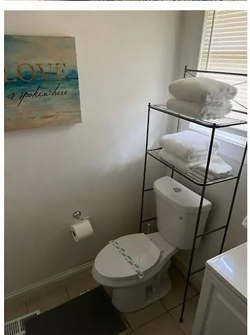 Large Studio1 Bedroom Or 2 Bedroom Apartment Nr Ocean Center Main St Walk To Beach Daytona Beach